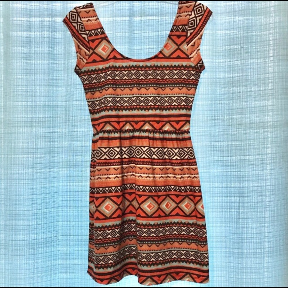 😎 Gianni Bini dress